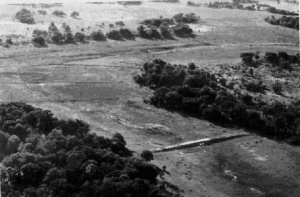 Flood-control bunds in the molapo's